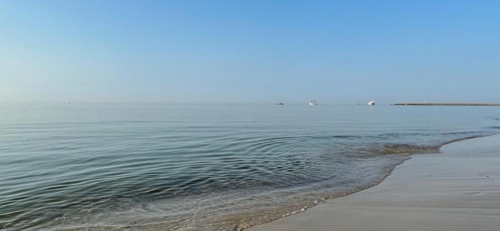 Polanki Aqua Industrial Nielimitowany Dostep Do Basenow - Saun - Miejsce Postojowe Free Leilighet Kołobrzeg